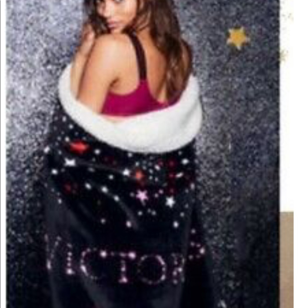 Victoria Secret holiday Sherpa blanket